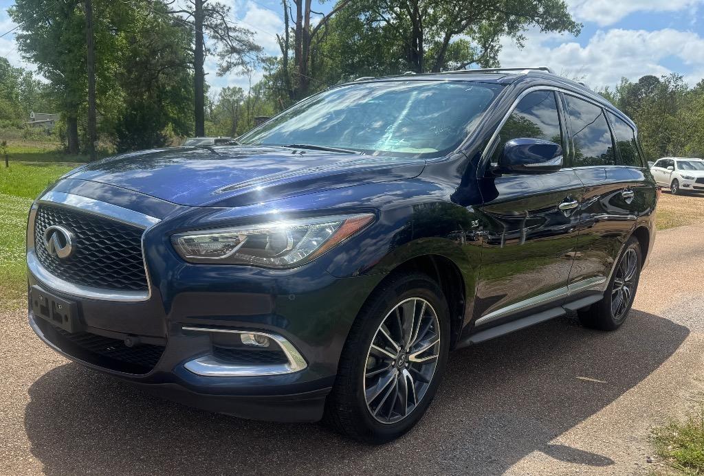 2017 INFINITI QX60 - $13,995