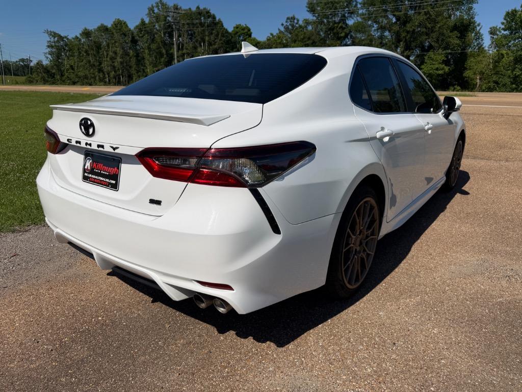 2024 Toyota Camry - $28,900