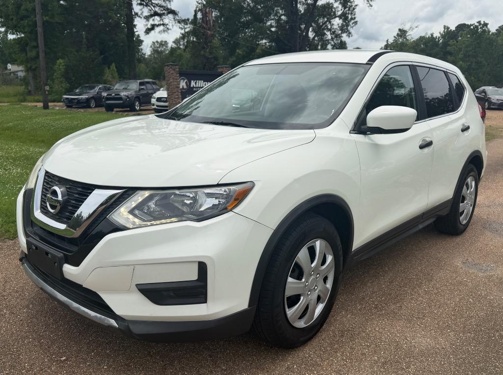 2017 Nissan Rogue - $13,995