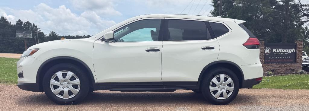 2017 Nissan Rogue - $13,995