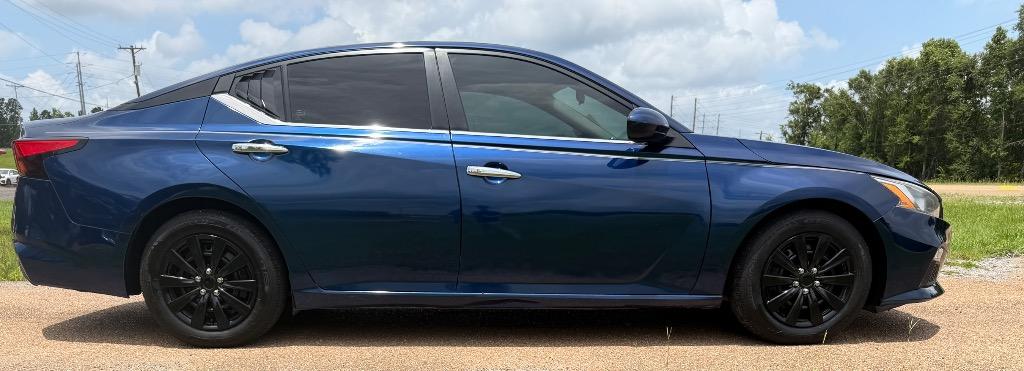 2020 Nissan Altima