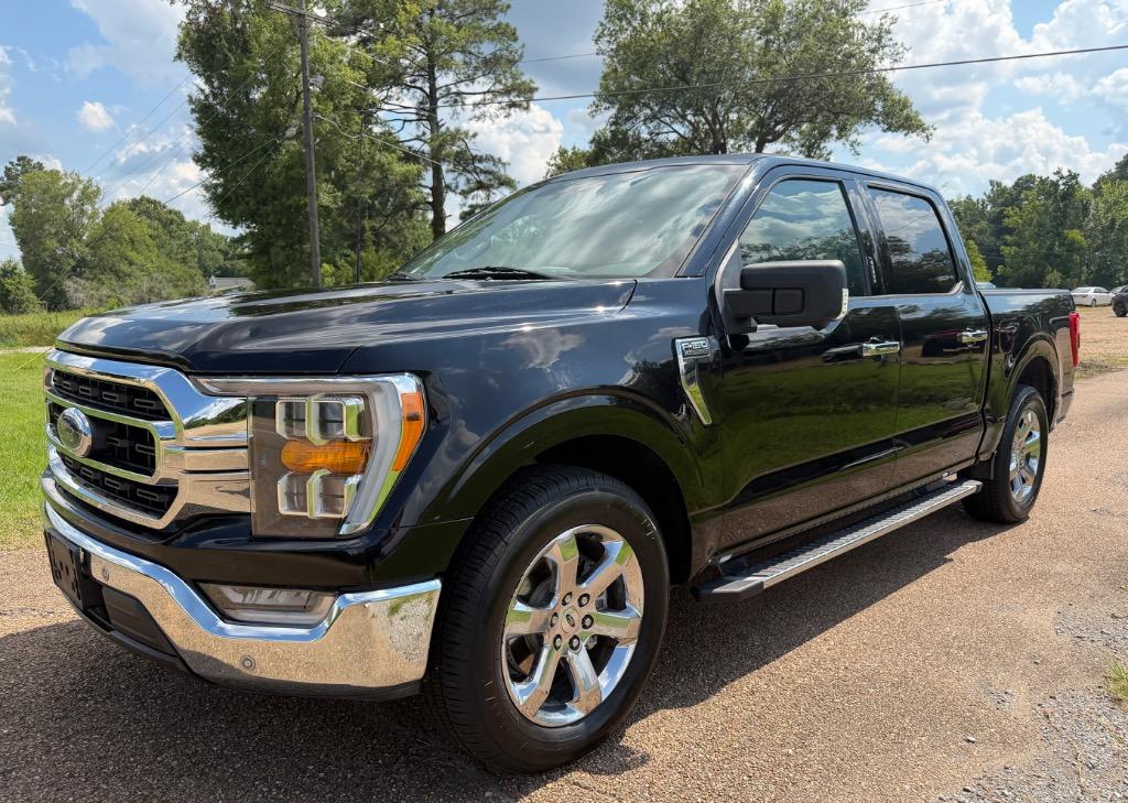 2021 Ford F-150 - $28,900