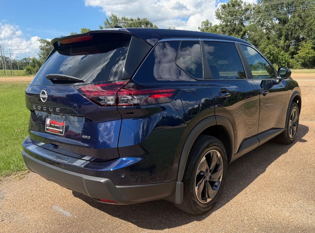2026 Nissan Rogue - $27,500
