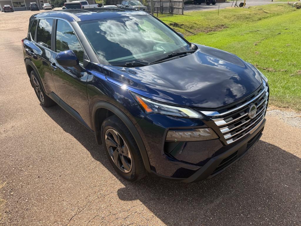 2026 Nissan Rogue - $27,500