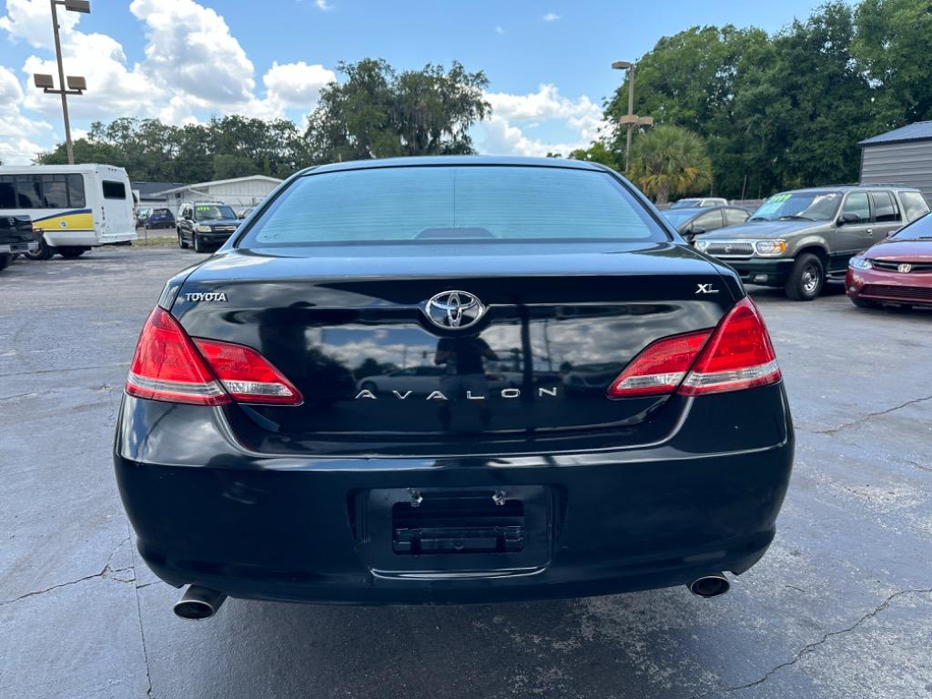 2007 Toyota Avalon XL photo