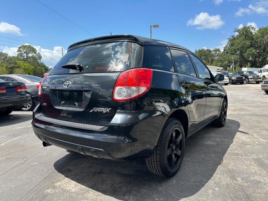 2004 Toyota Matrix photo