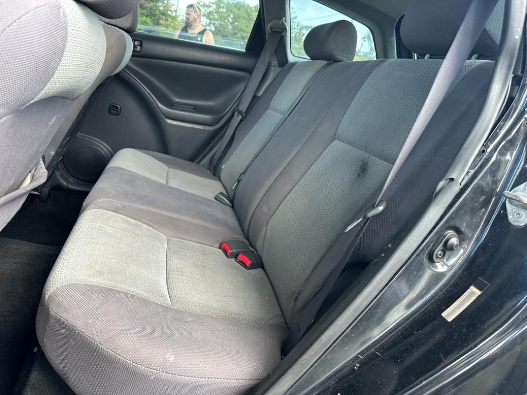 2004 Toyota Matrix photo