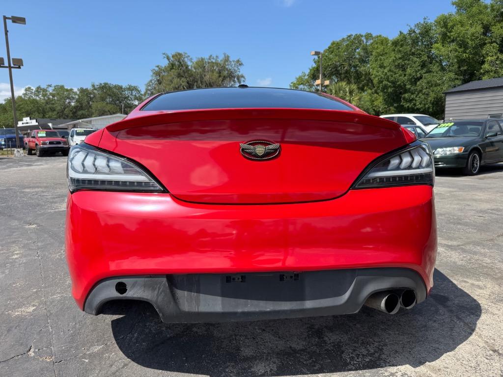 2010 Hyundai Genesis 2.0T Premium photo