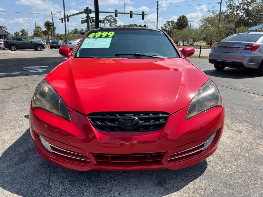2010 Hyundai Genesis 2.0T Premium photo