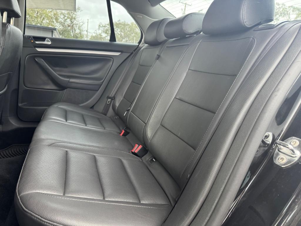 2008 Volkswagen Jetta SE photo