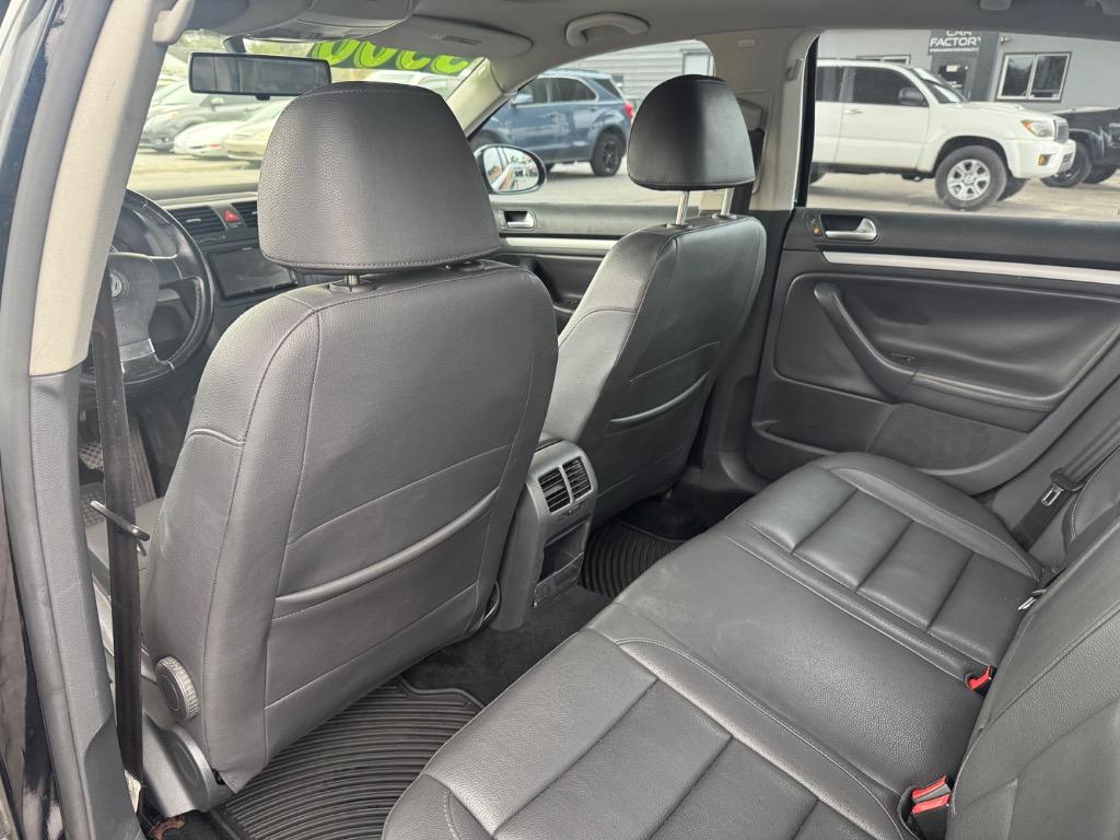 2008 Volkswagen Jetta SE photo