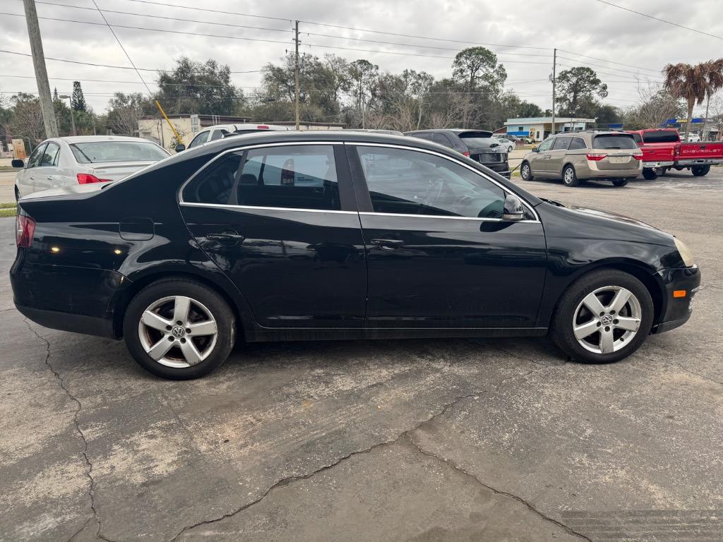 2008 Volkswagen Jetta SE photo