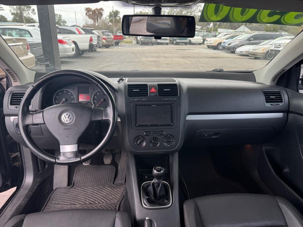 2008 Volkswagen Jetta SE photo