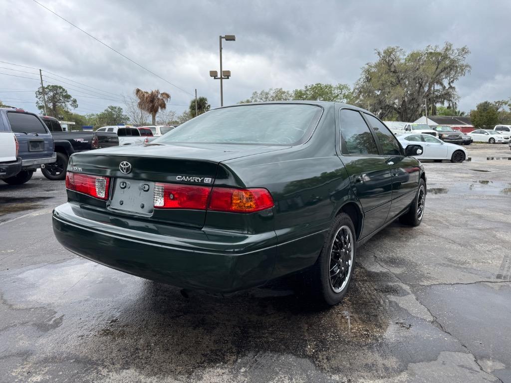 2001 Toyota Camry CE photo