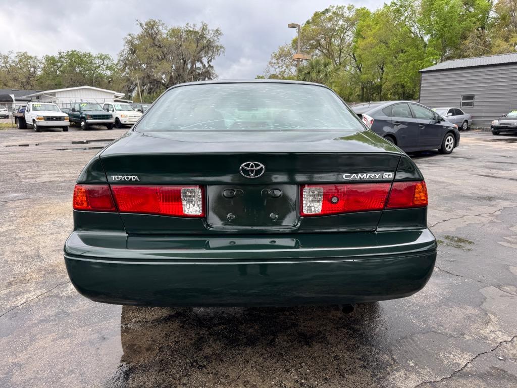 2001 Toyota Camry CE photo