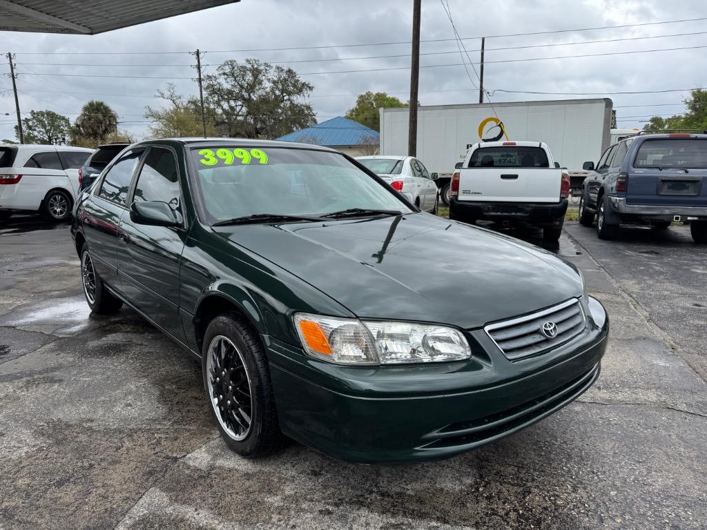 2001 Toyota Camry CE photo
