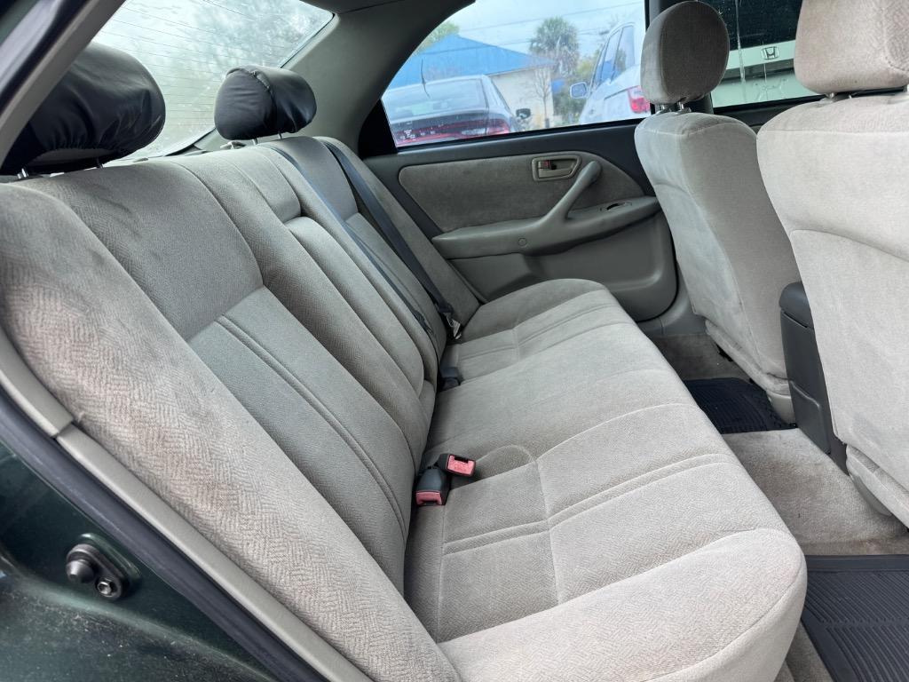 2001 Toyota Camry CE photo