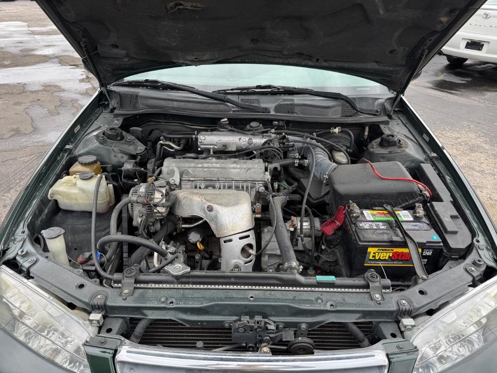 2001 Toyota Camry CE photo