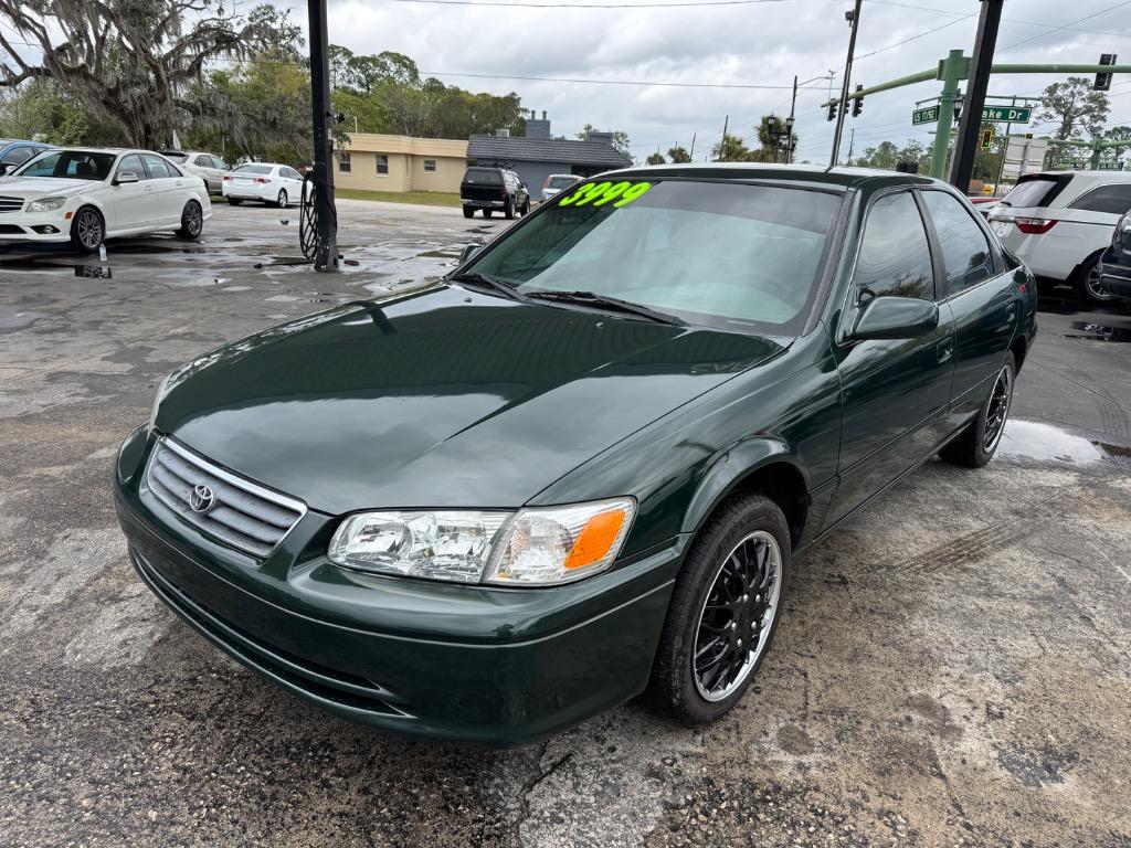 2001 Toyota Camry CE photo