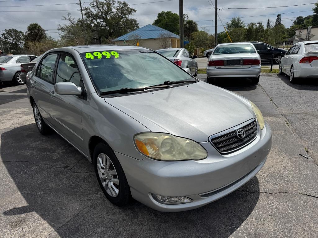 2005 Toyota Corolla CE photo