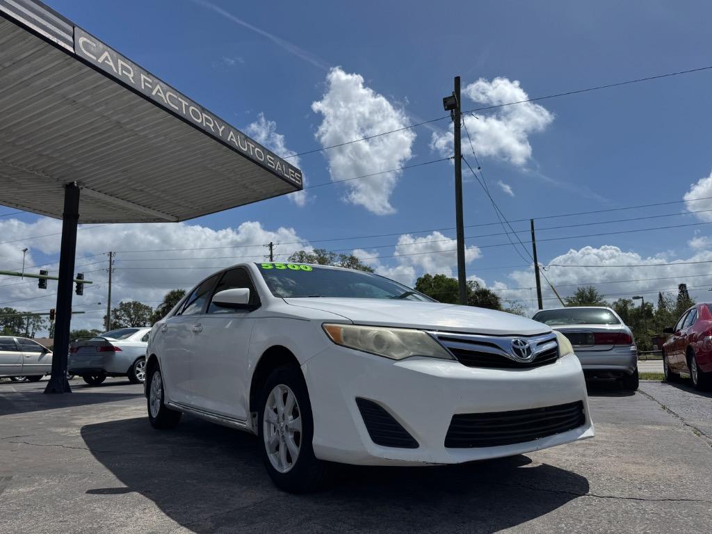 2012 Toyota Camry L photo