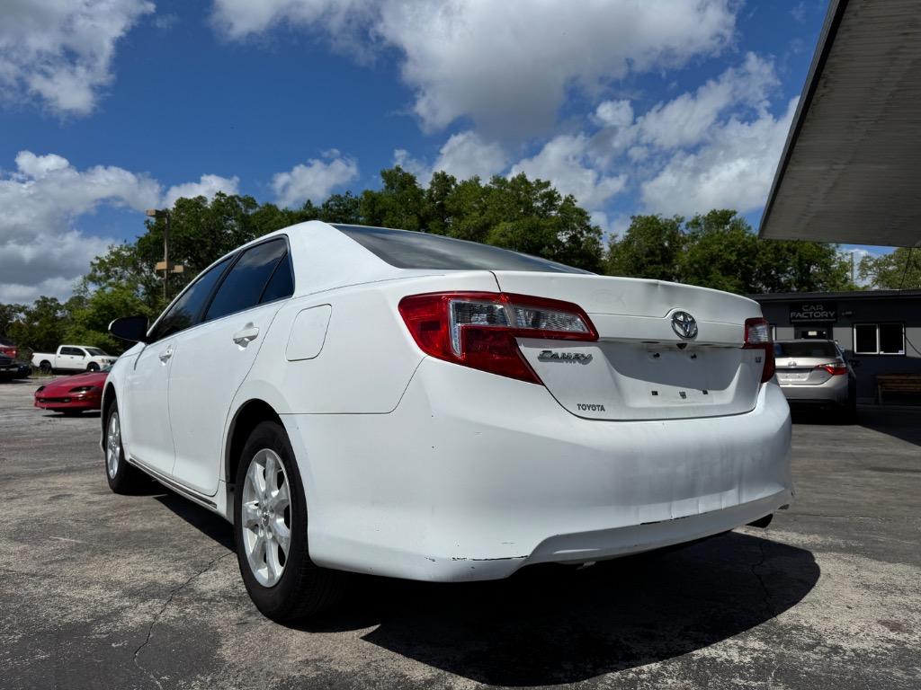 2012 Toyota Camry L photo