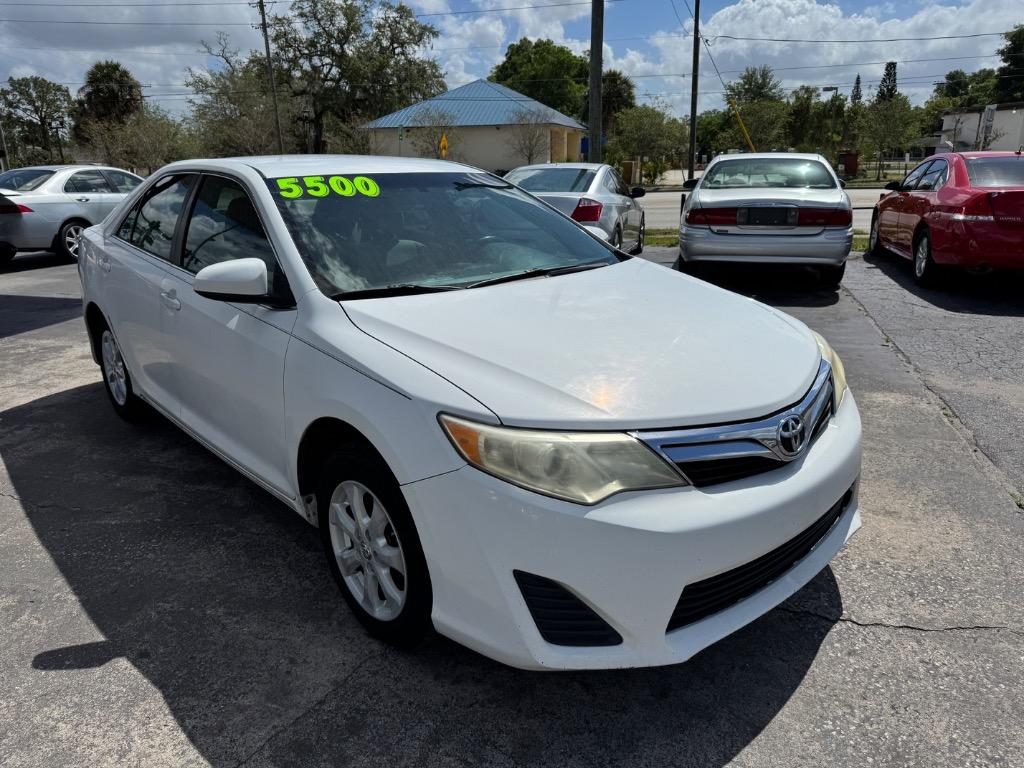 2012 Toyota Camry L photo