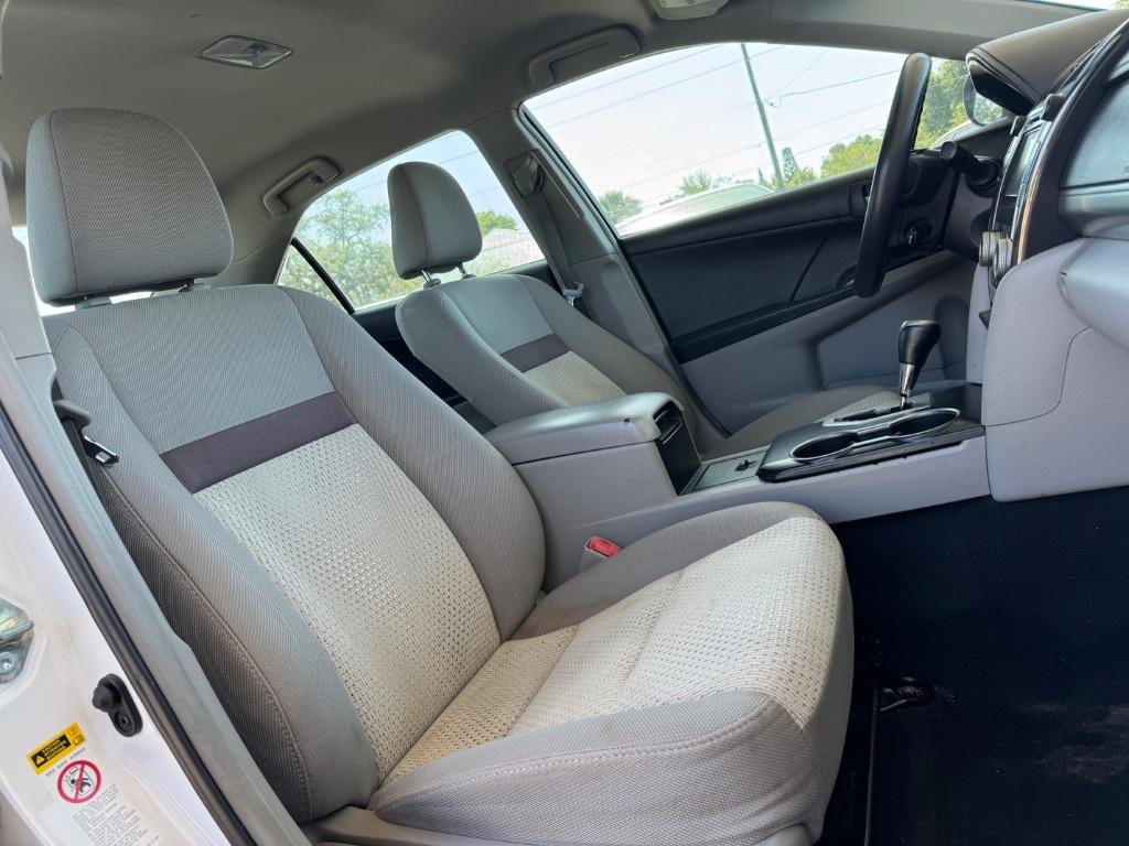 2012 Toyota Camry L photo