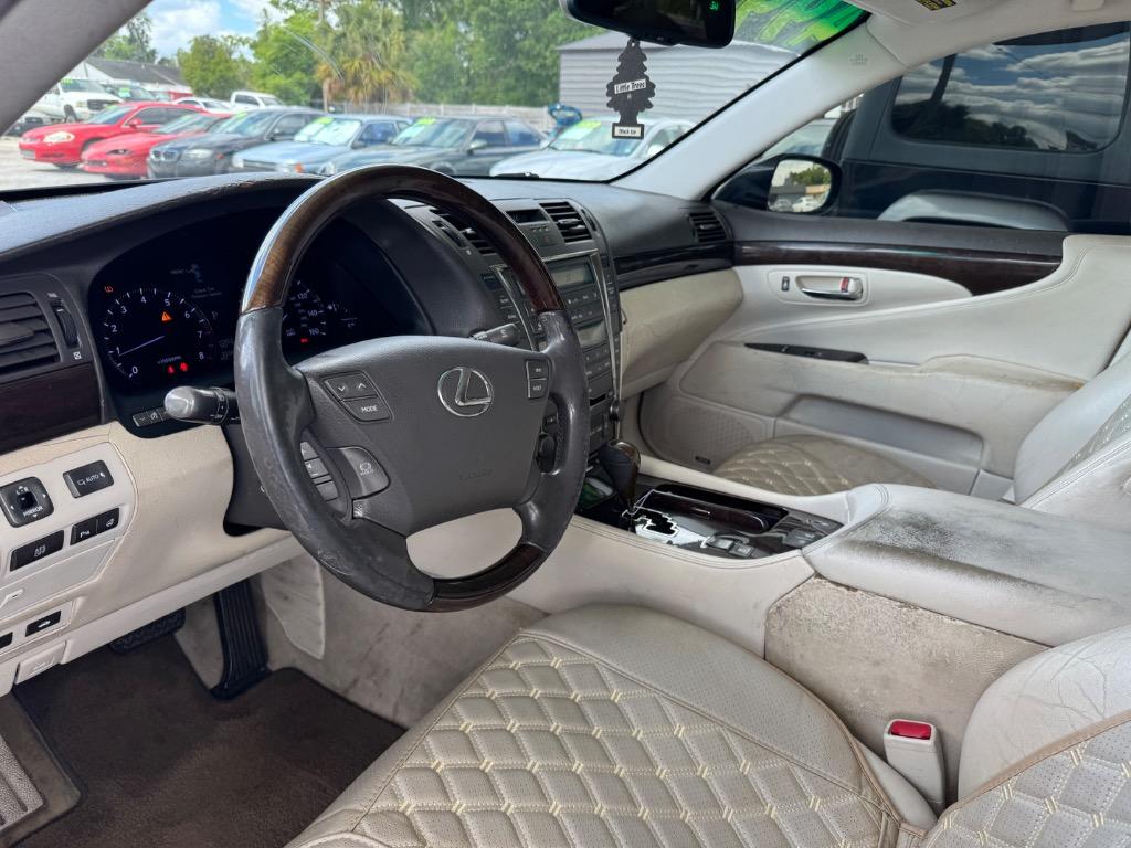 2007 Lexus LS 460 photo