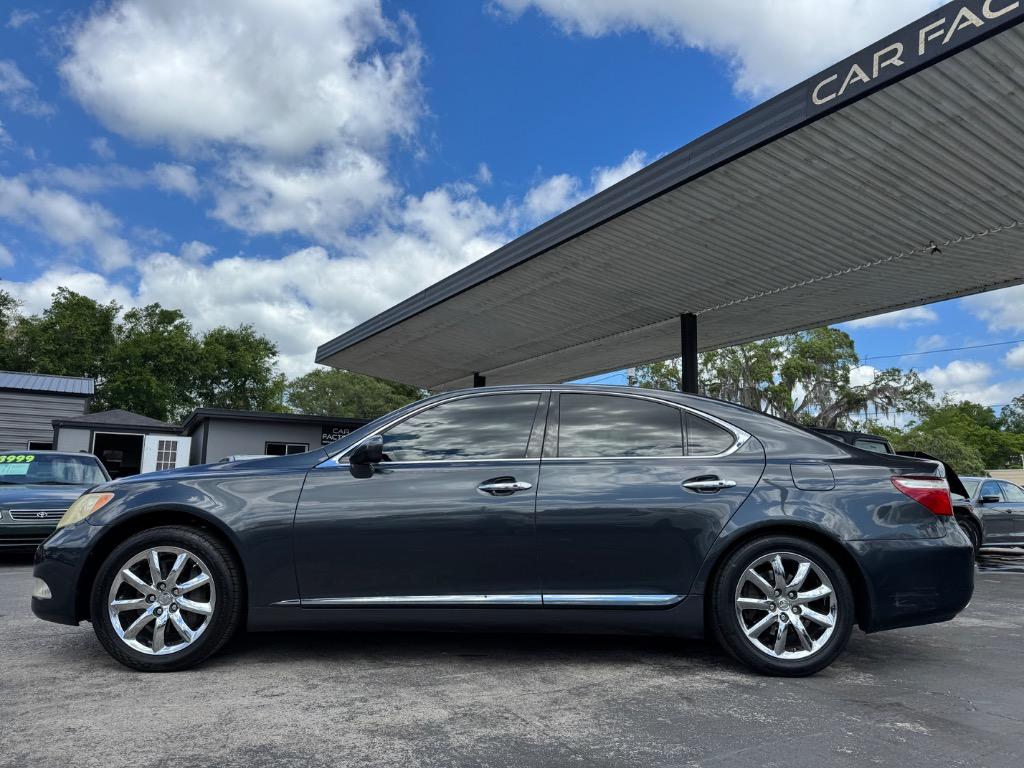 2007 Lexus LS 460 photo