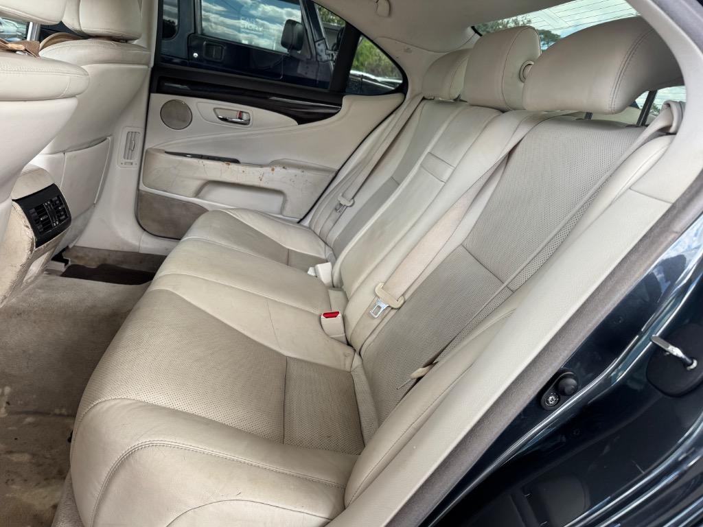 2007 Lexus LS 460 photo