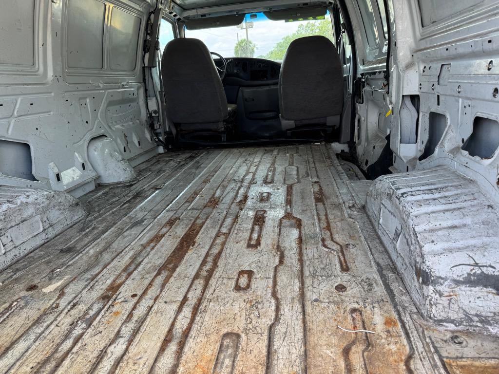 1997 Ford E-150 photo