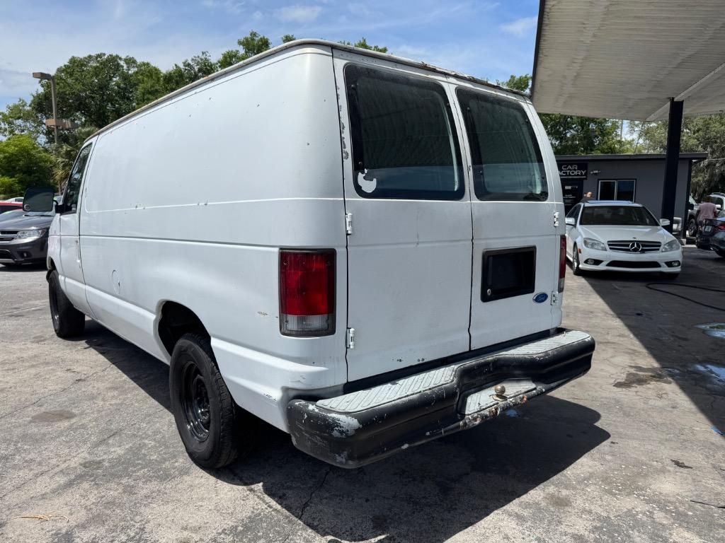 1997 Ford E-150 photo
