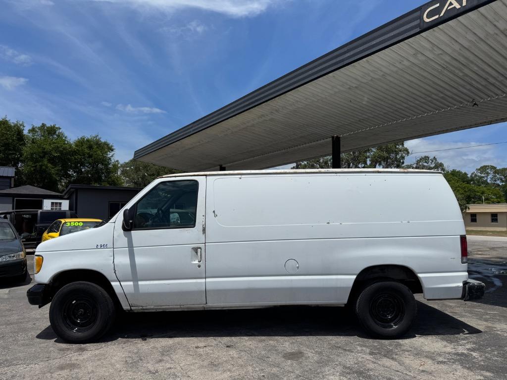 1997 Ford E-150 photo