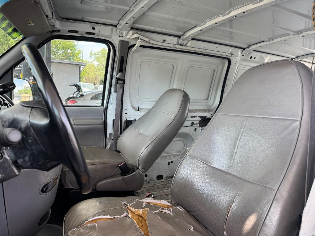1997 Ford E-150 photo
