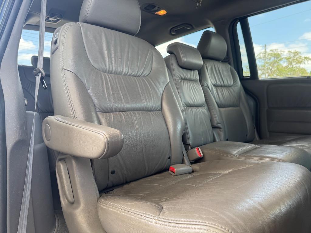2010 Honda Odyssey EX-L w/DVD photo