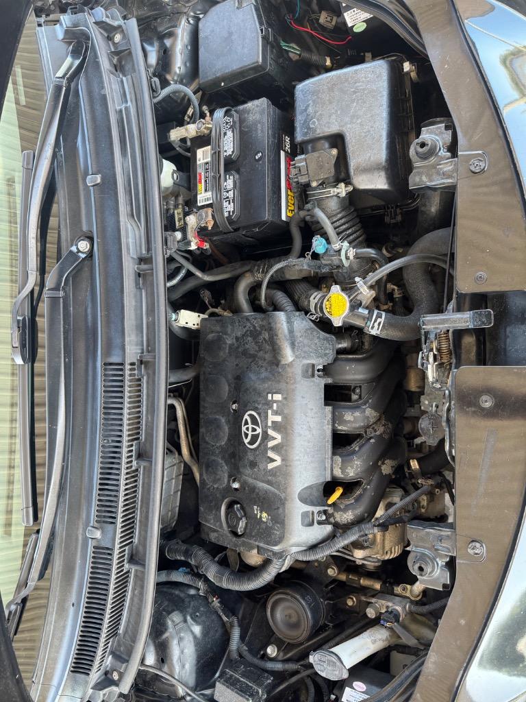 2010 Toyota Yaris photo