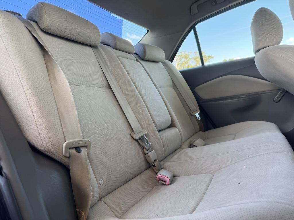 2010 Toyota Yaris photo