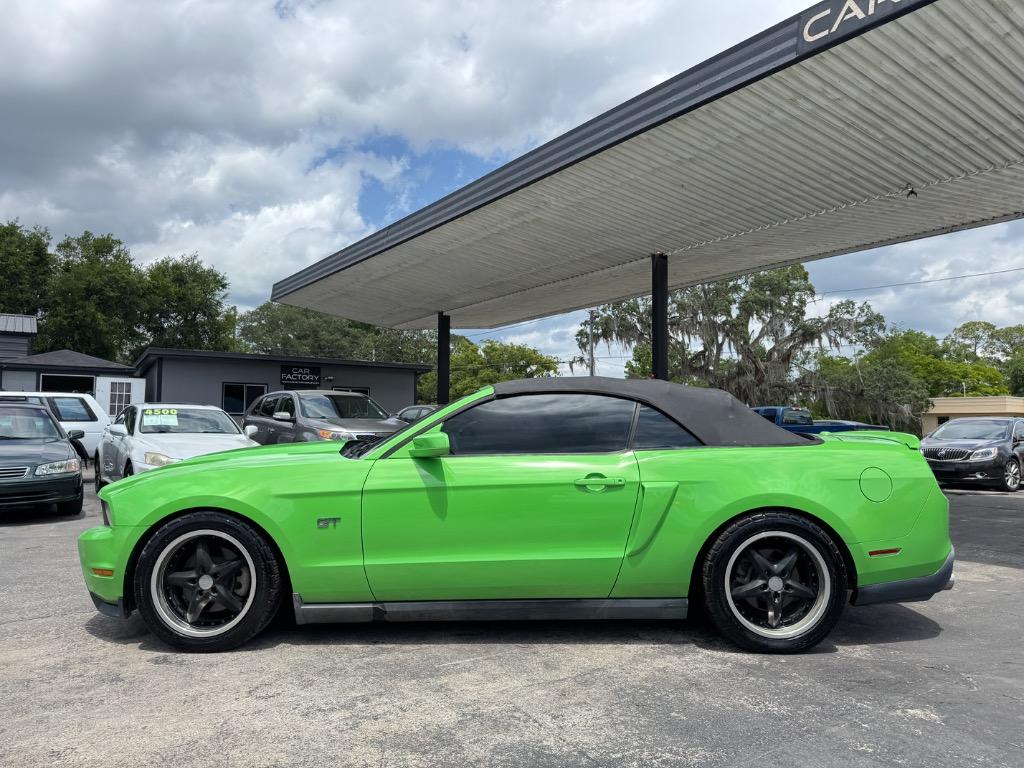 2010 Ford Mustang GT photo