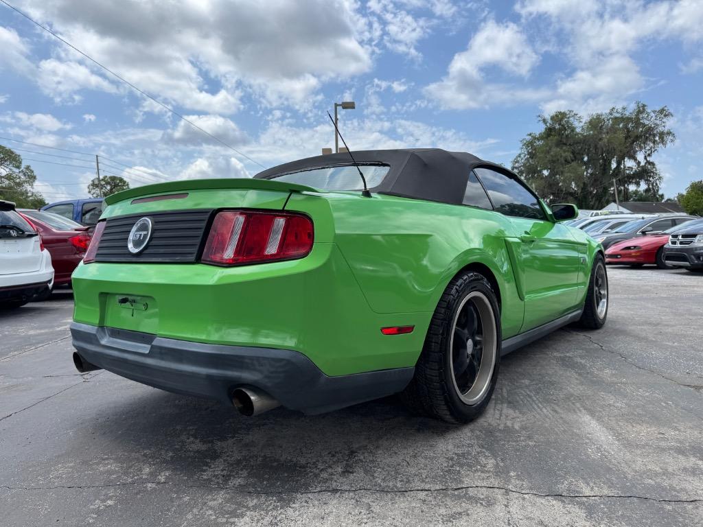 2010 Ford Mustang GT photo
