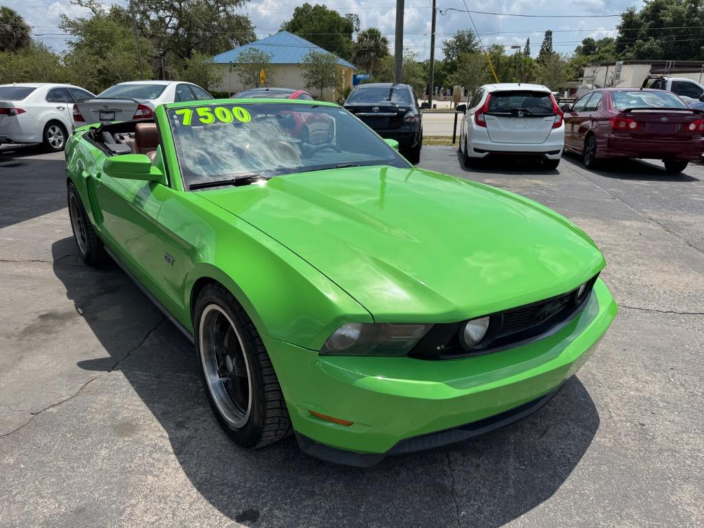 2010 Ford Mustang GT photo