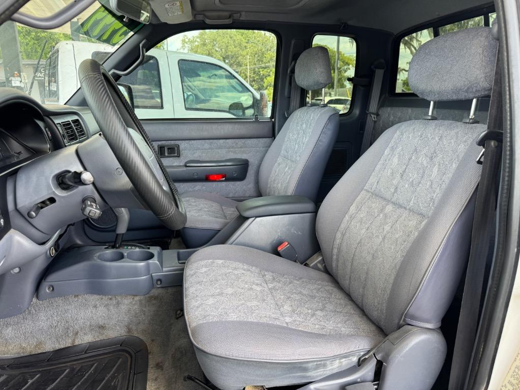 2000 Toyota Tacoma Prerunner V6 photo