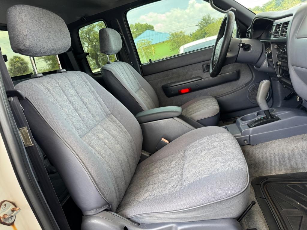 2000 Toyota Tacoma Prerunner V6 photo