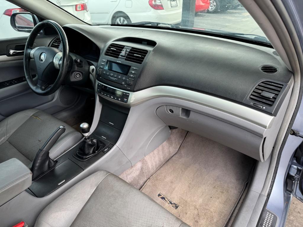 2004 Acura TSX photo