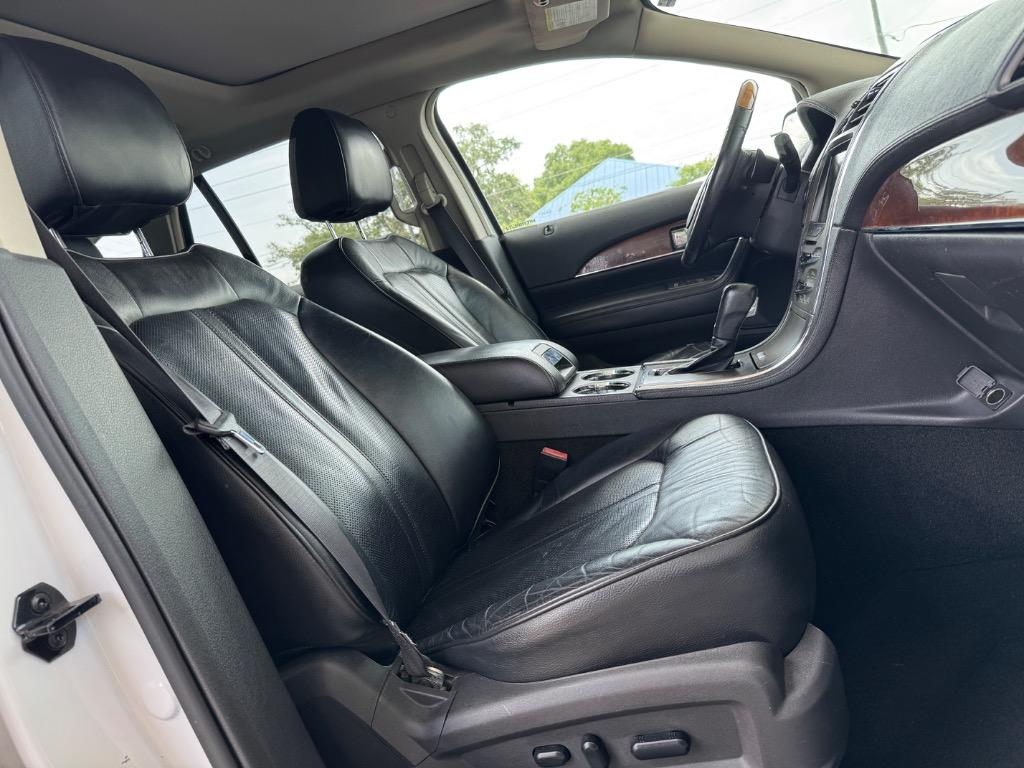 2014 Lincoln MKX photo