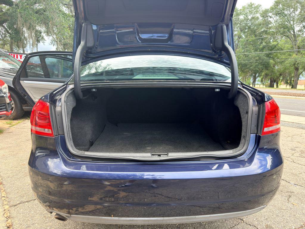 2013 Volkswagen Passat - $4,995