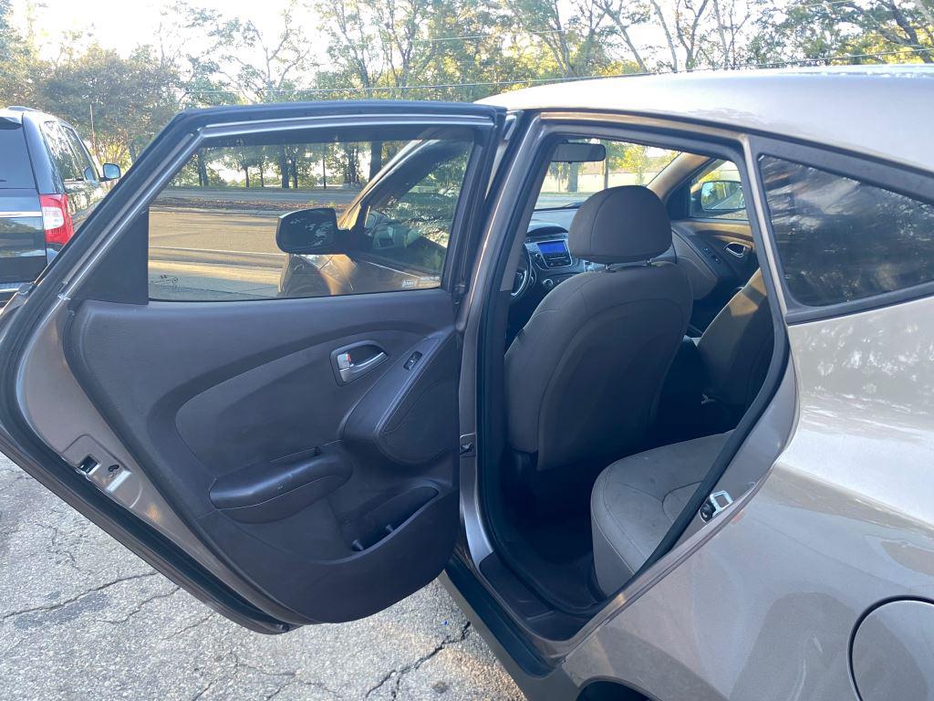 2012 Hyundai Tucson - $5,250