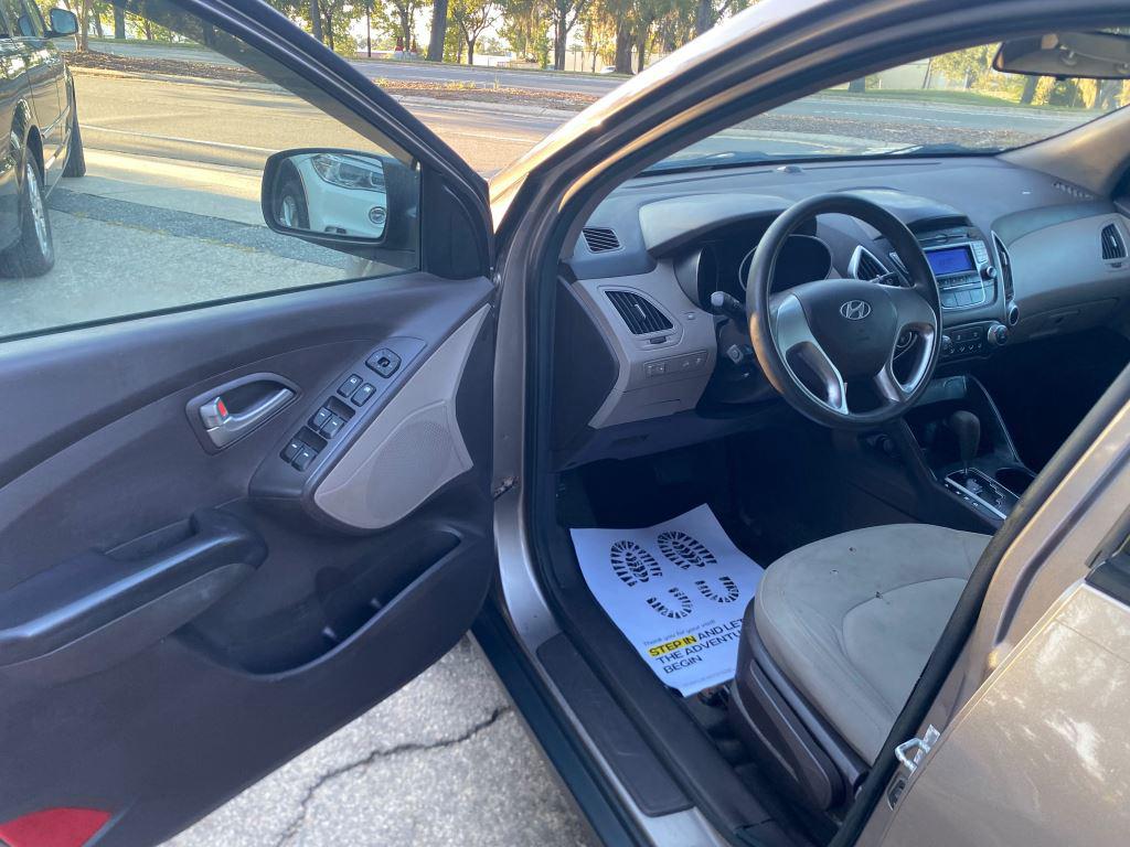 2012 Hyundai Tucson - $5,250