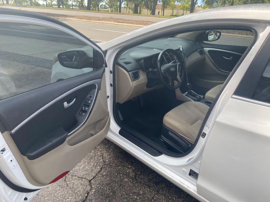 2013 Hyundai Elantra - $4,300