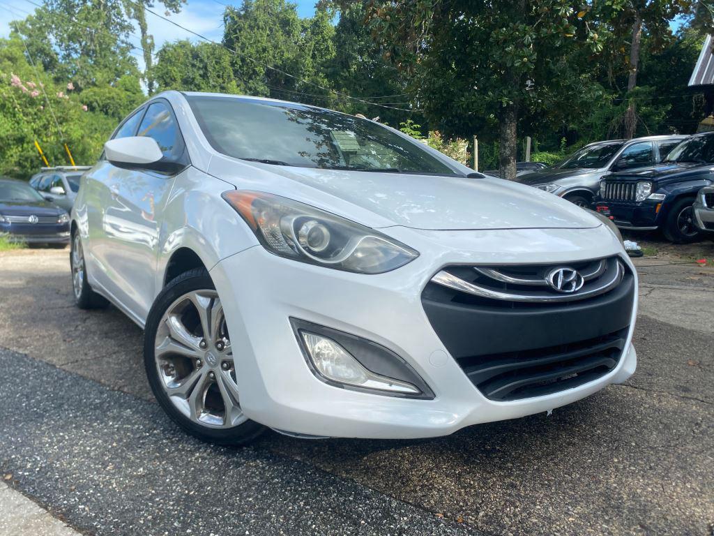 2013 Hyundai Elantra - $4,300